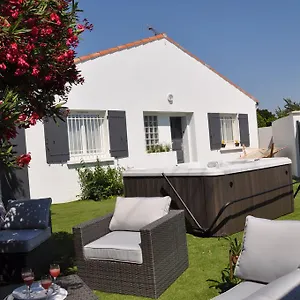In -villa Jacuzzi Arles