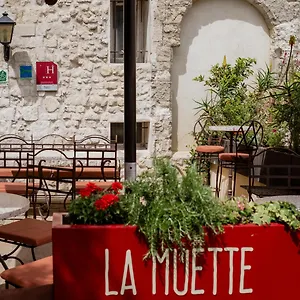 La Muette Arles